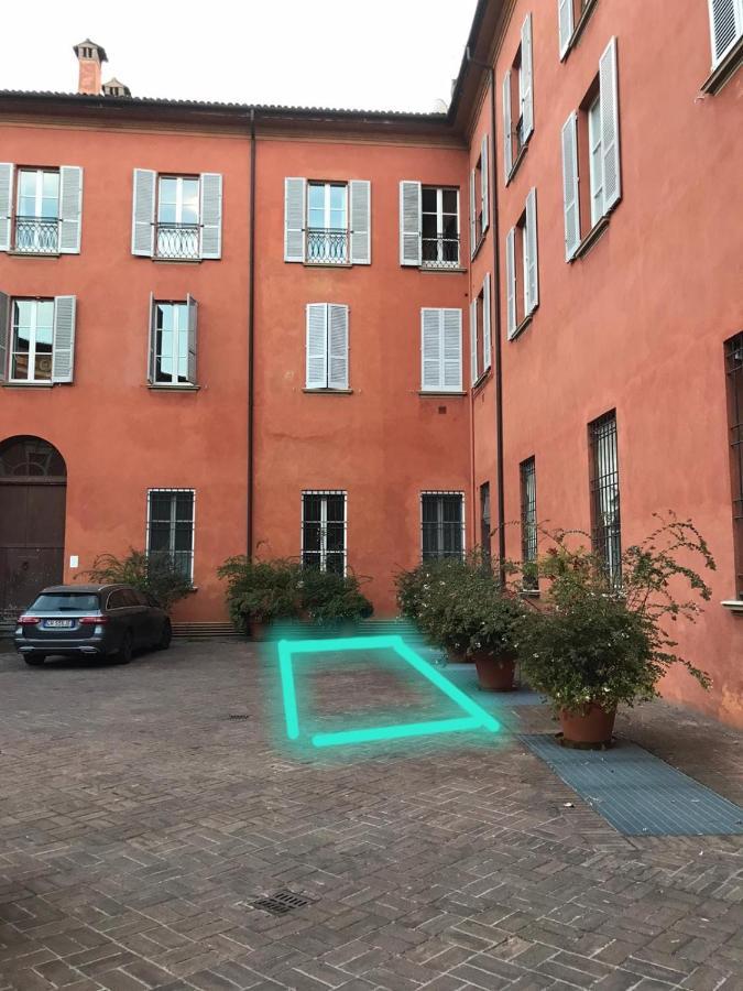 Mini Chic Downtown Appartement Bologna Buitenkant foto