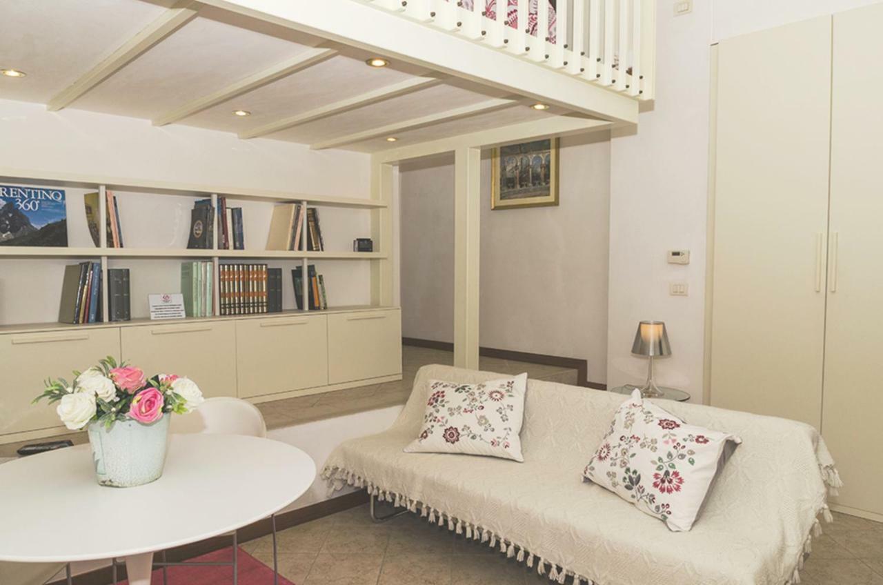 Mini Chic Downtown Appartement Bologna Buitenkant foto