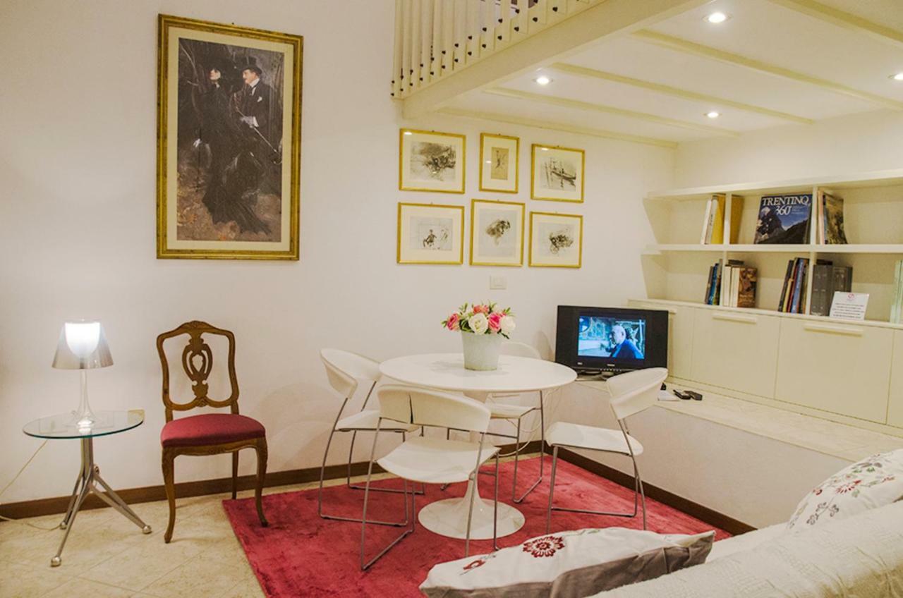 Mini Chic Downtown Appartement Bologna Buitenkant foto